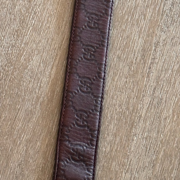 SOLD Gucci Brown Leather Vintage GG Monogram Stamped Belt - Picture 9 of 14
